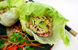 vietnamese chicken lettuce cups recipe